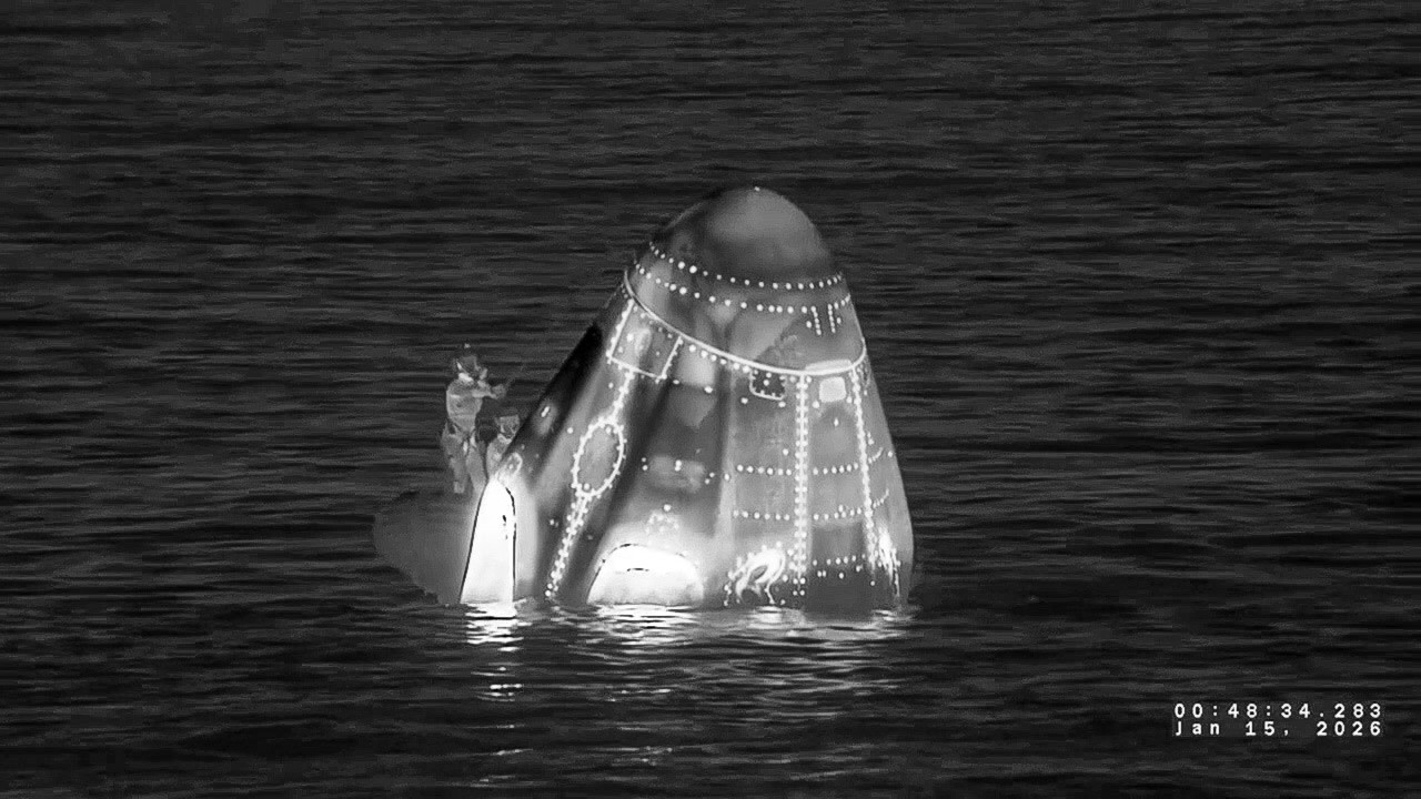 NASA SpaceX Crew-11 (Expedition 74) Undocking, Re-Entry, & Splashdown [full unedited video, 1/2026]
