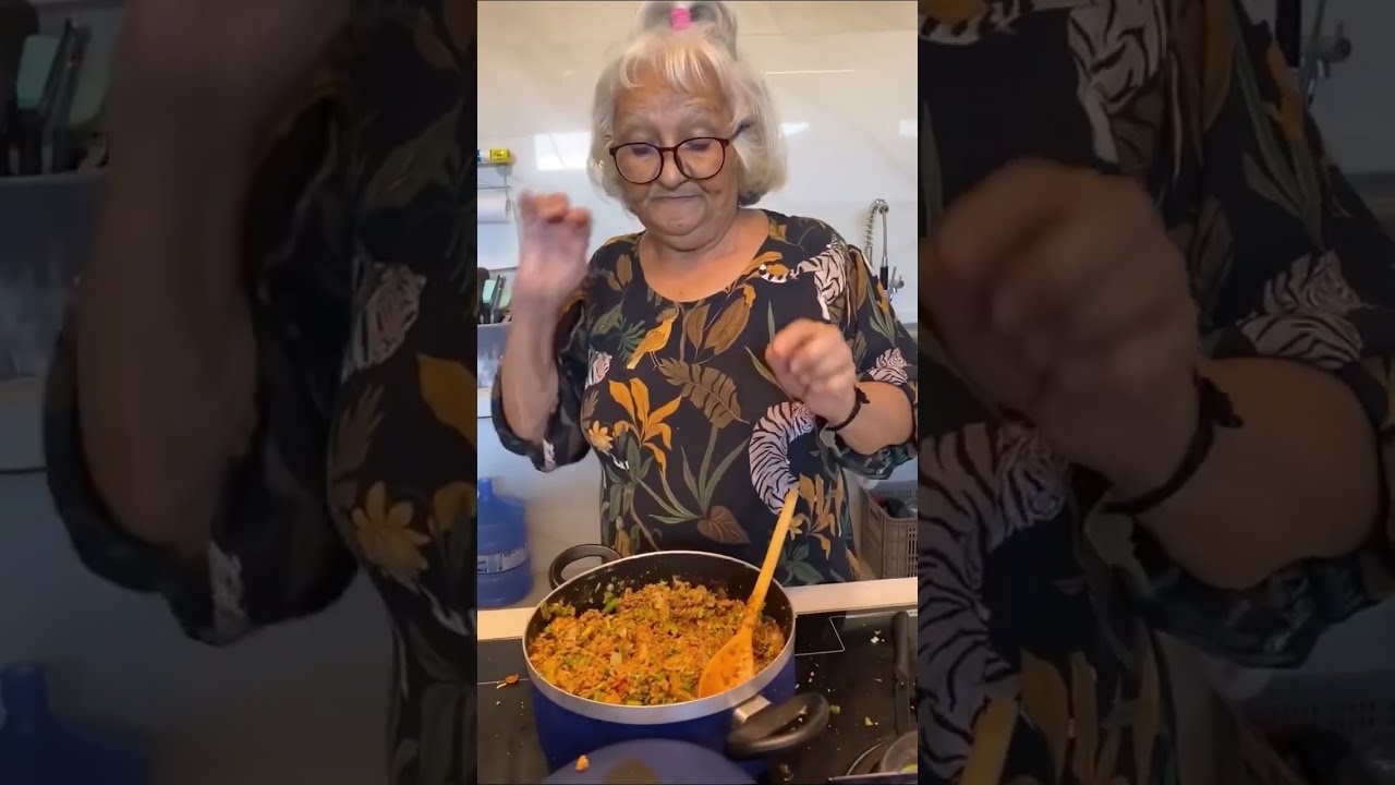 Na cozinha com Mainha, prato do dia: Carne de Soja 😂