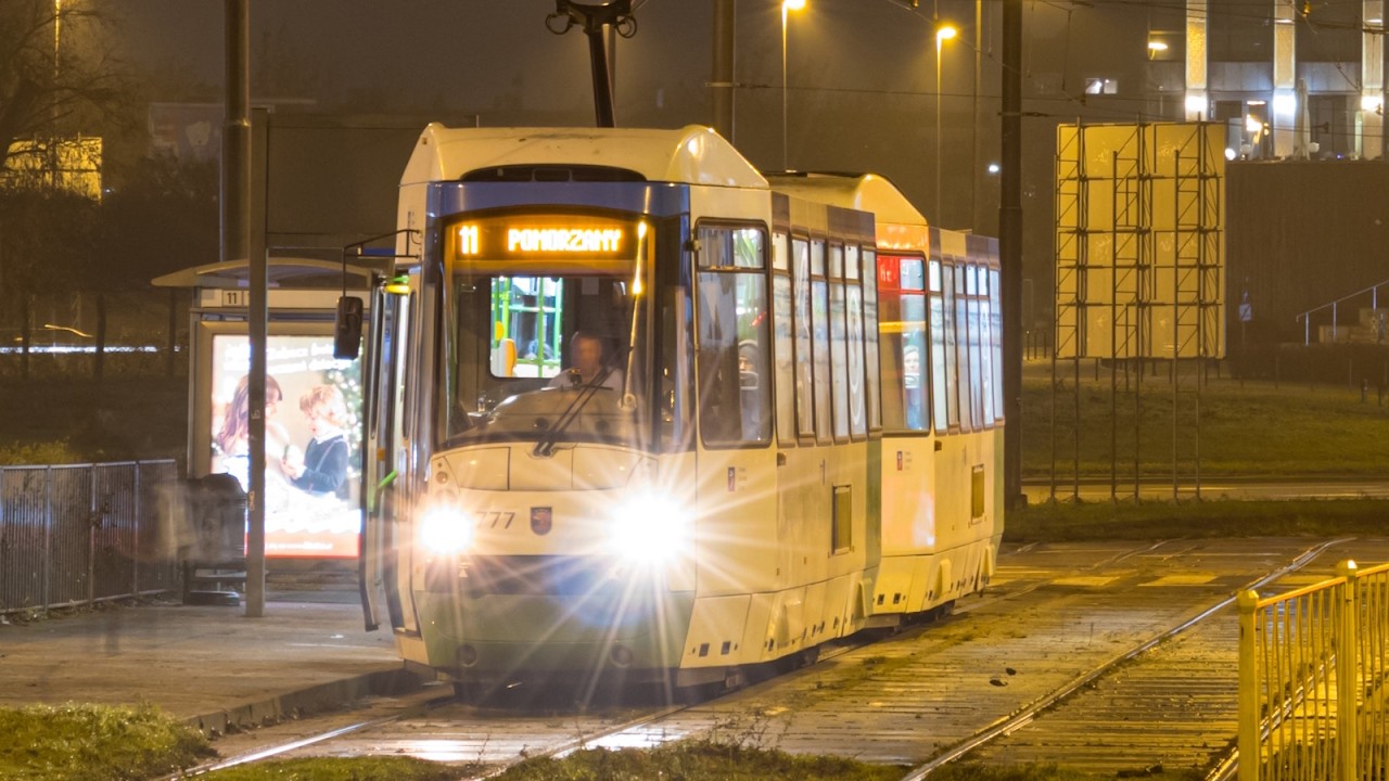 Tramwaje Szczecińskie Konstal 105N2k/S/2000 777+797 - Szczecin, linia 12