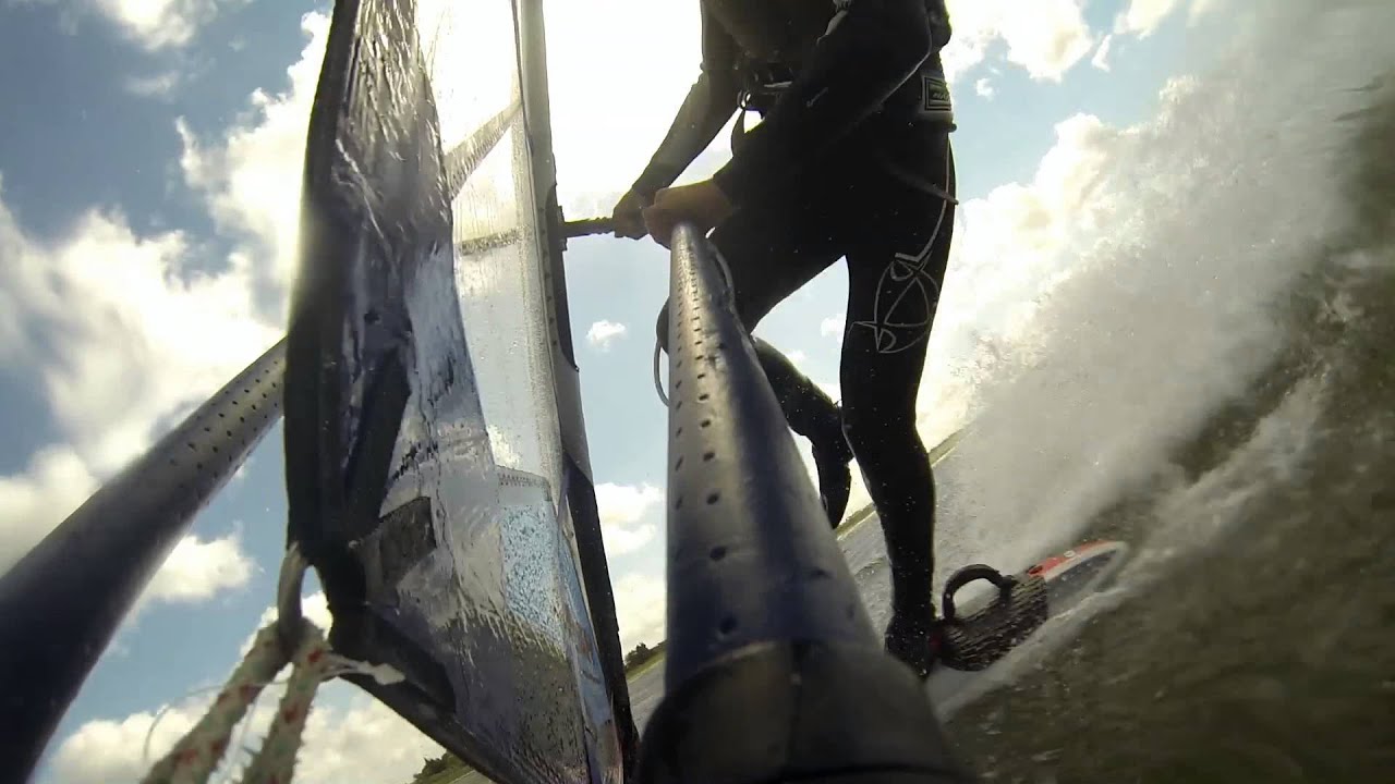 Windsurf crash and Kite jumps (Dragstrup 29/6-2013)