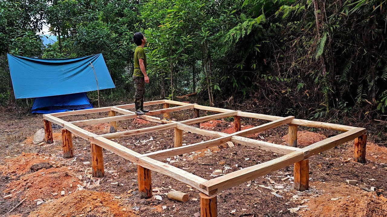 Building a wooden log cabin / first 10 days on the farm, Ep 1:  diligently cutting by hand