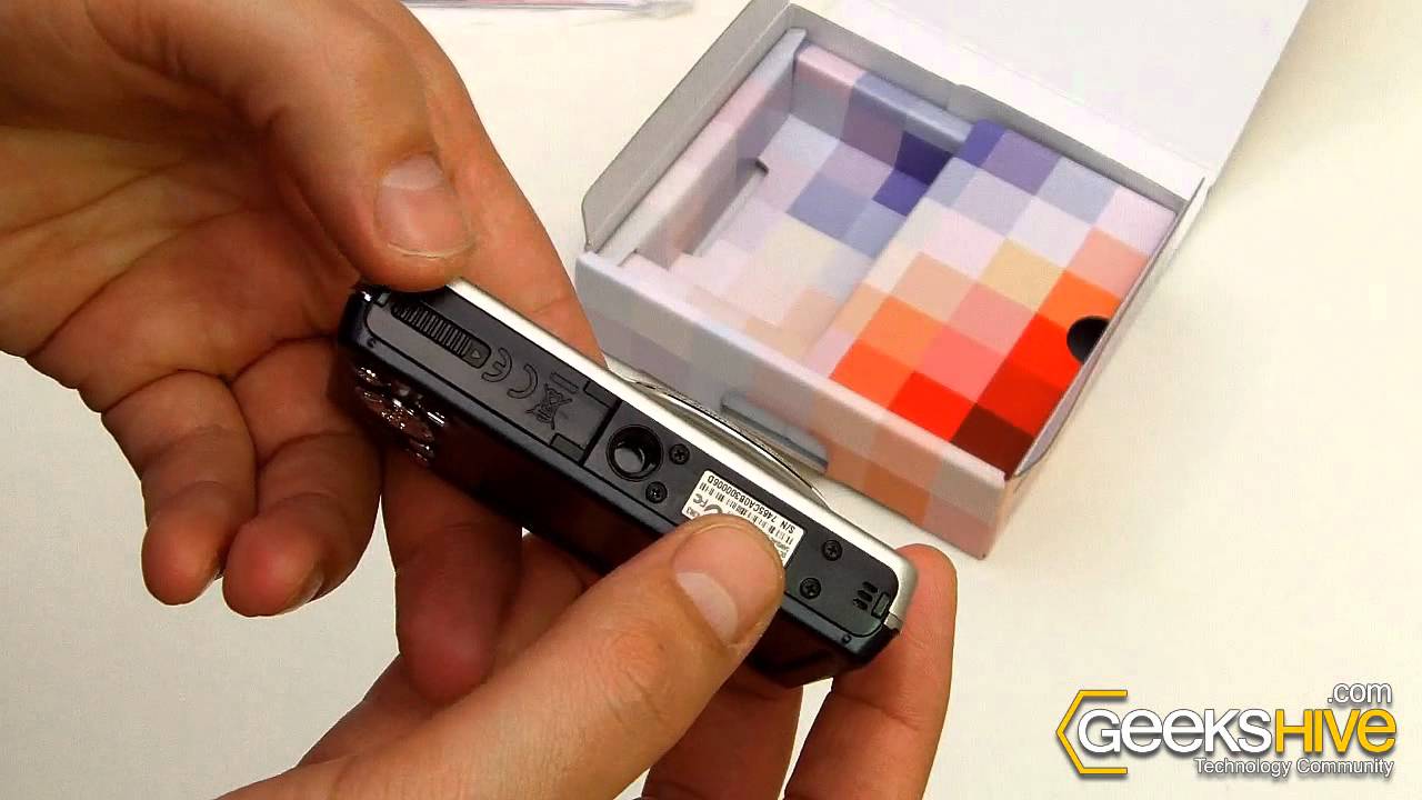 Samsung ST65 32MB 14.2 Digital Still Camera - Unboxing by www.geekshive.com