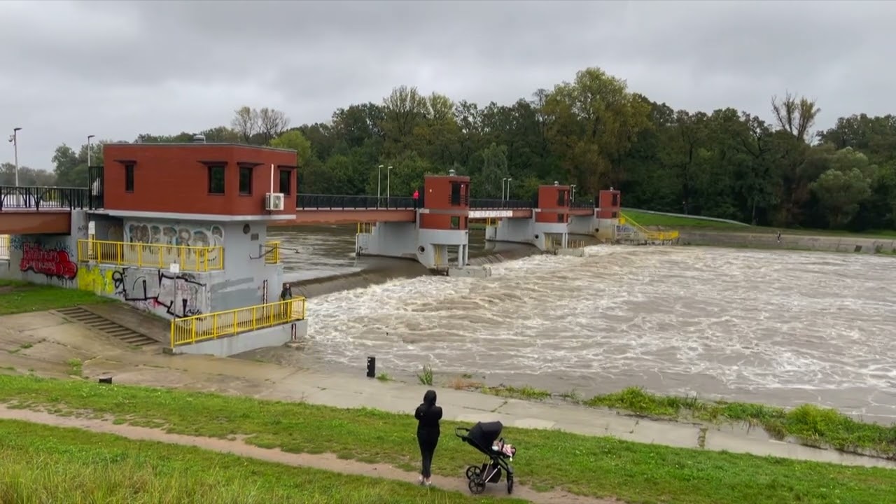 Wrocław. Odra. BEZ KOMENTARZA: Sytuacja powodziowa we Wrocławiu