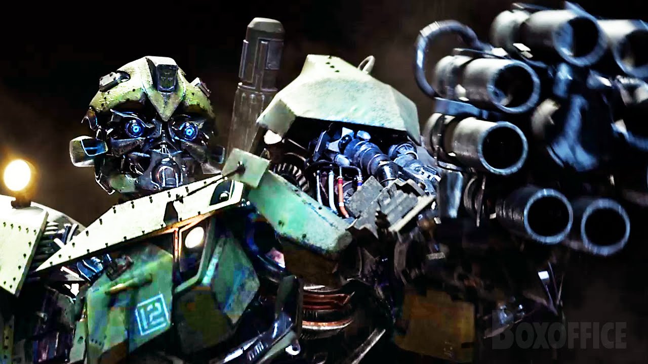 Bumblebee destruye soldados alemanes | Transformers: el último caballero | Clip en Español