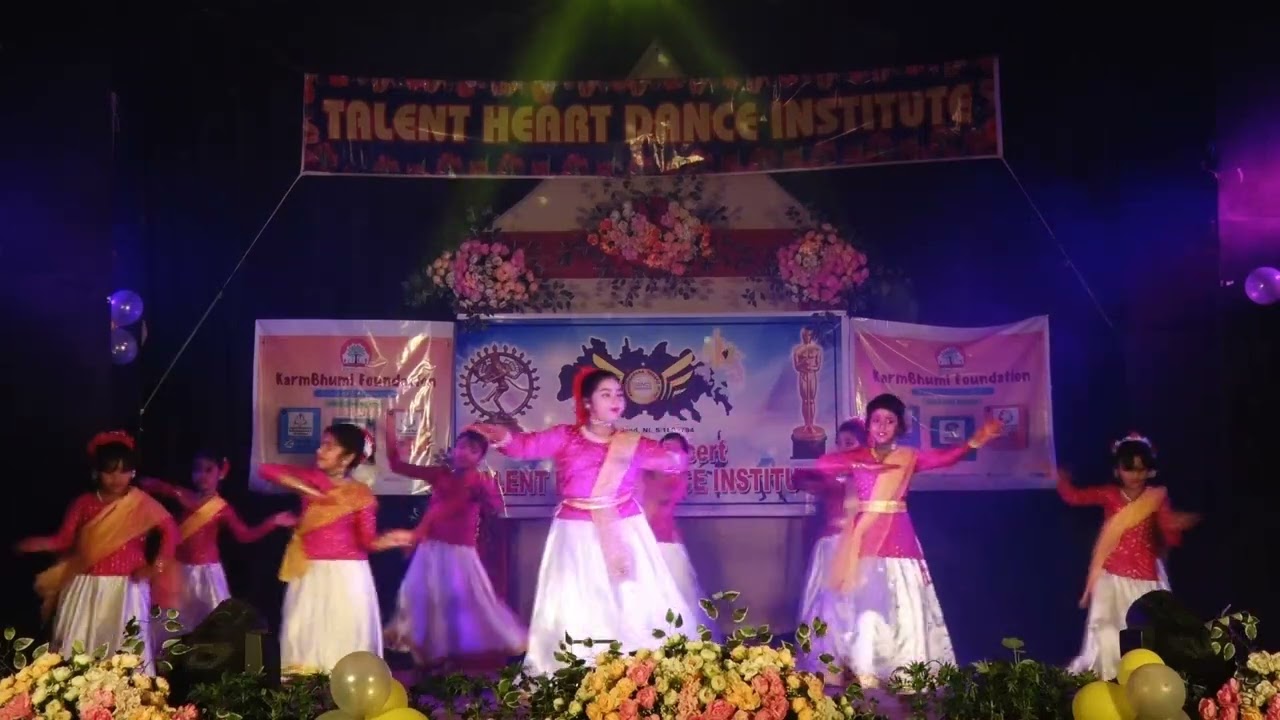 Ghar More Pardesiya / Kathak Fusion / Dance cover by Talent Heart 