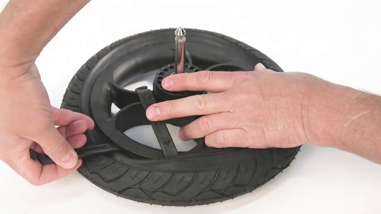 BuggyBaby | Replacing your Out n About Nipper Inner tube | Instructional video
