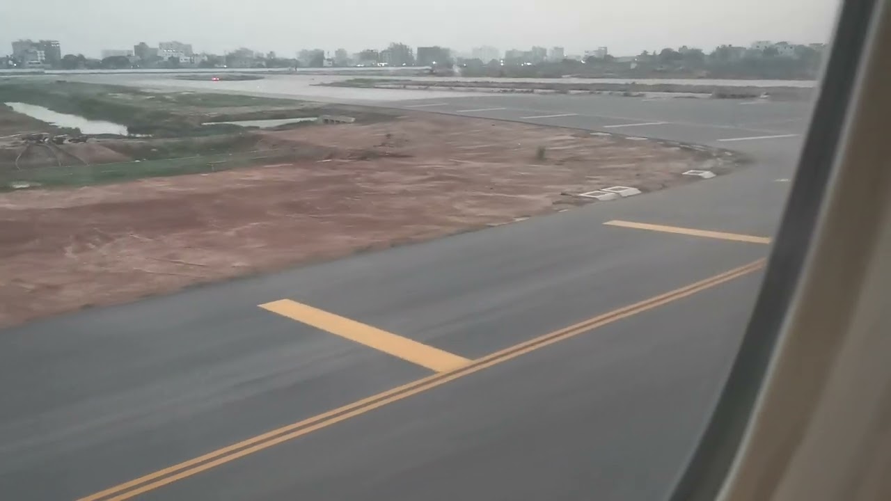 Biman Bangladesh Airlines (Boeing 777-300er) Take Off From Dhaka