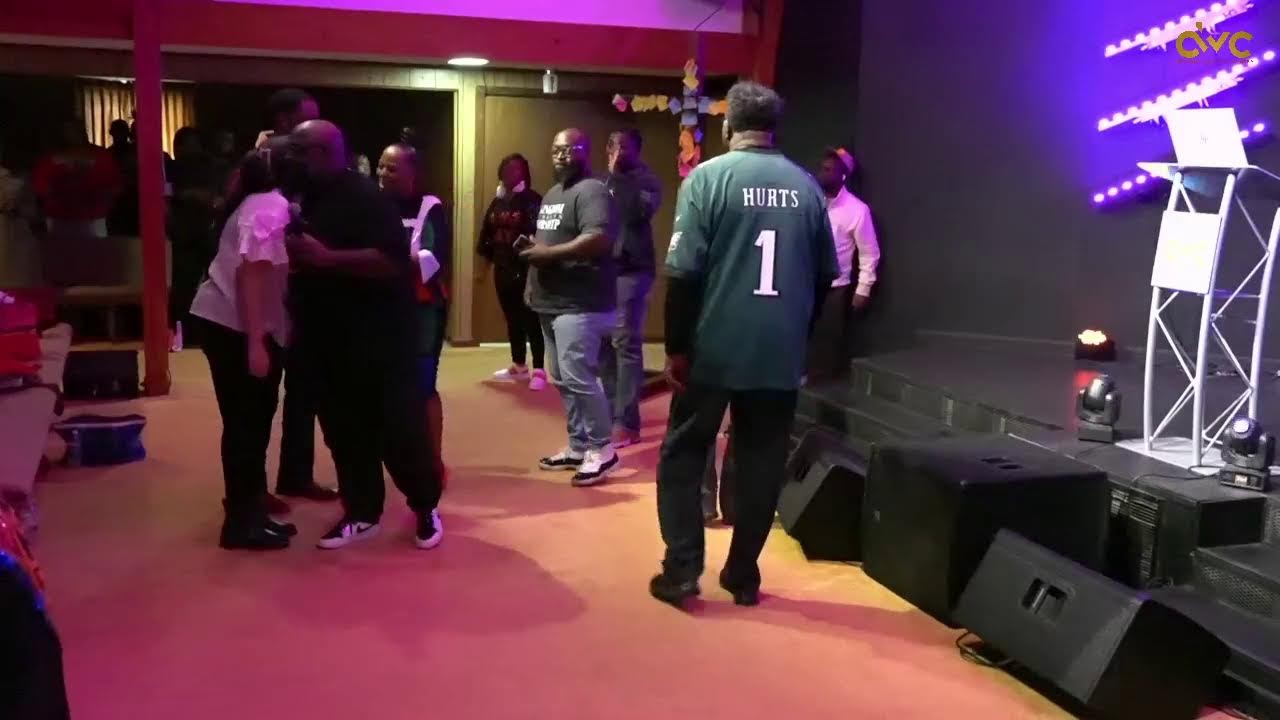 D.W.C. SUNDAY WORSHIP EXPERIENCE | PASTOR KOURTNEY SMITH