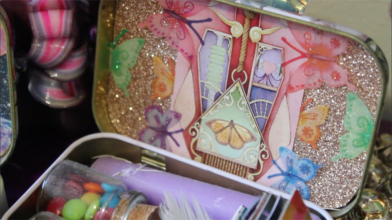Art Magick Altar Altoid Wallets!