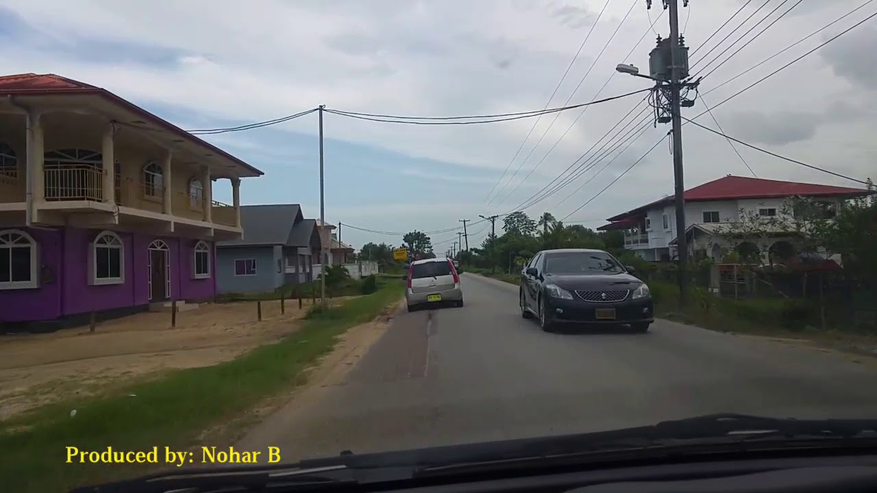 Leiding 9A richting Indira Ghandiweg.  Paramaribo Suriname 29.12.2017