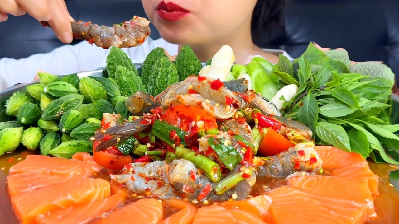 Thaifood ASMR ตำปลาร้ากุ้งสด ปลาร้านัว จัดจ้าน Fresh shrimp salad with fermented fish MUKBANG show