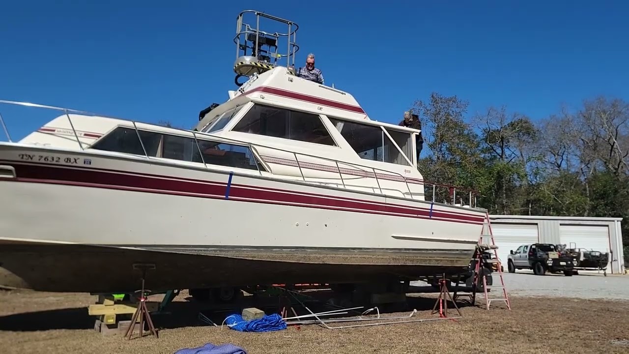 Should We Put the Upper Helm Back On the Marinette… or Leave It Off?