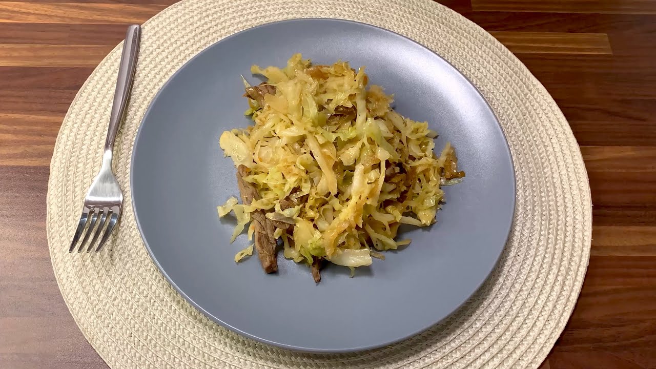 Beef with stewed cabbage