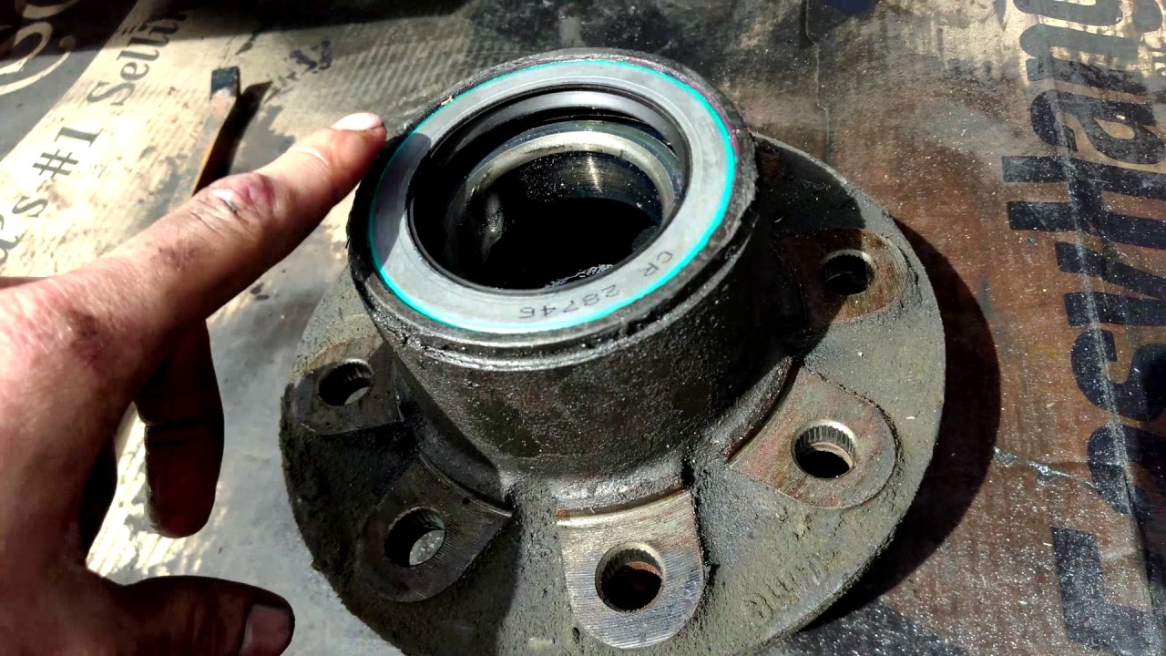 HowTo Dodge D250 Rear Axle Seal Replacement