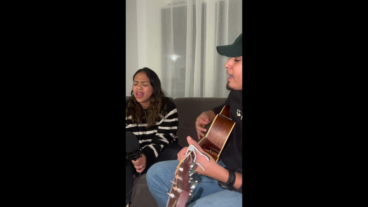 Gratitude (French Cover ) - Ellyott Family