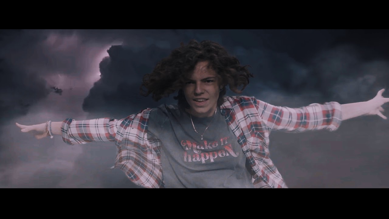 MILA MOSKOV - FIRE (Official video  4k)