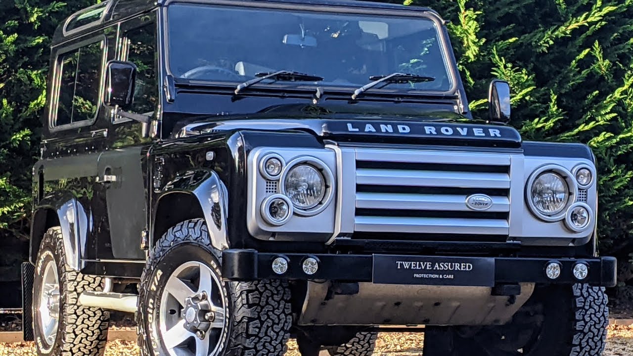 Land Rover Defender 60th Anniversary Edition