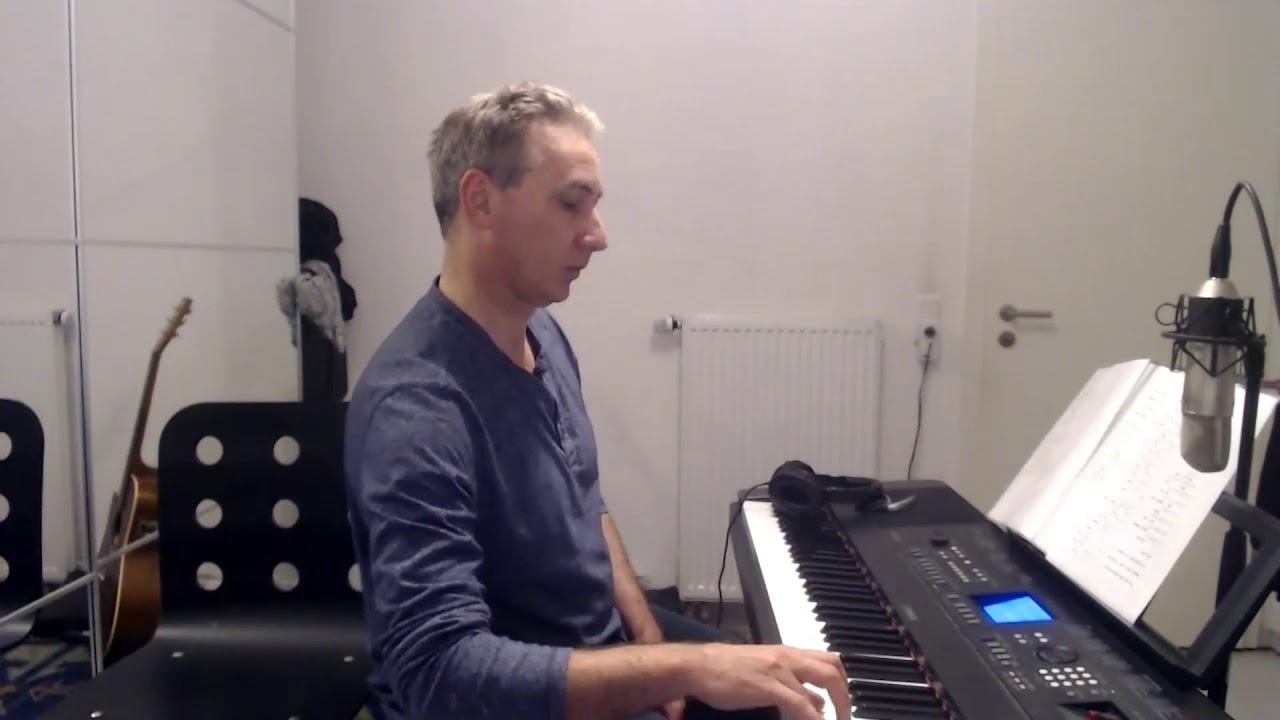 Nico Rizzuto jamming with Ron Drotos' rock piano video