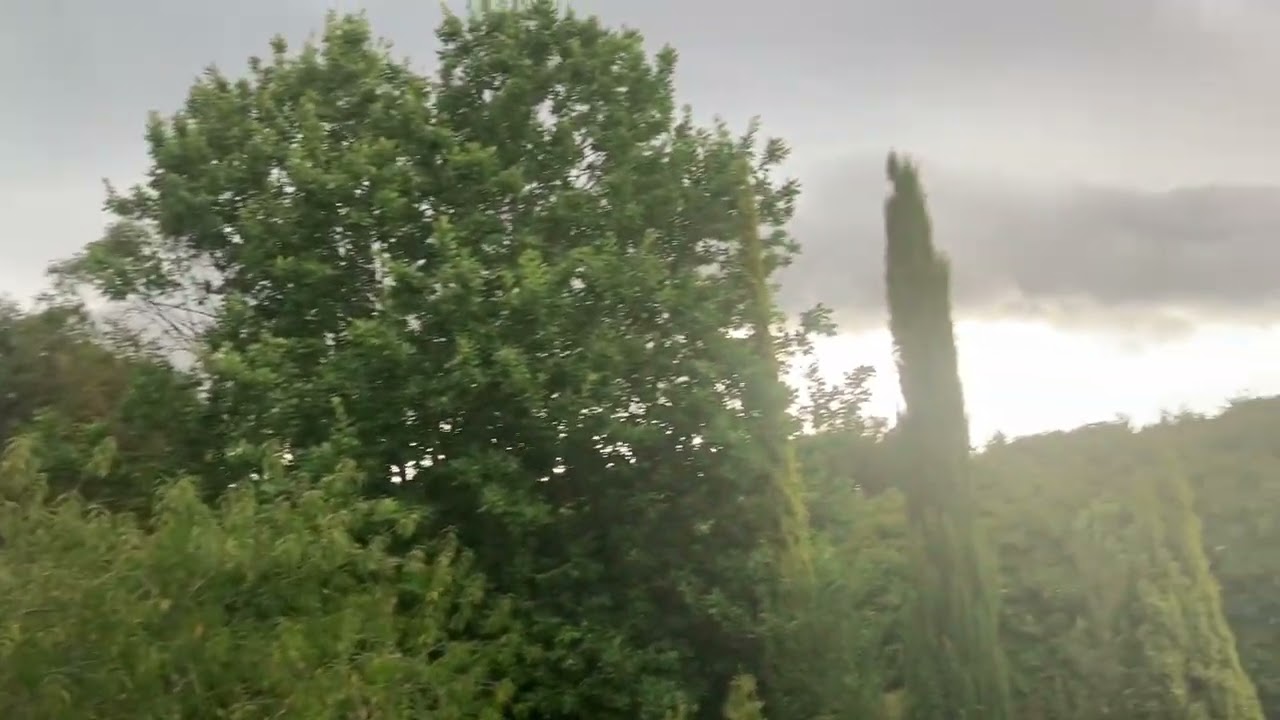 Weather diaries, Storm rumbling, coming from west.6.20pm. Kyneton. 8th Feb 2026.