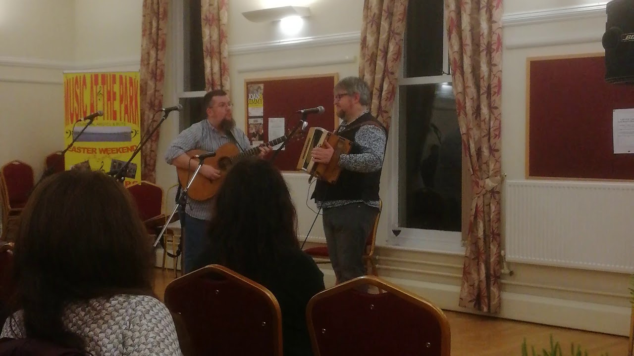 Richard Moss and Ben Farmer Cobblers hornpipe and the Old Lancaster Hornpipe
