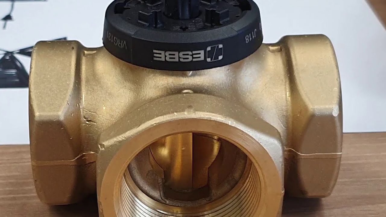 VÁLVULA ESBE VRG 131 - Acoplamiento de servomotor a una válvula de 3 vías. - Dimasa