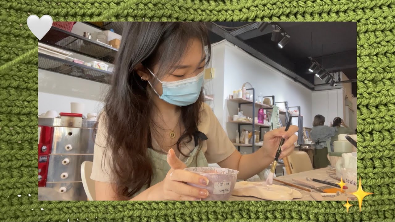 vlog | doing all the things I love (crocheting, attending pottery class, & eat!)