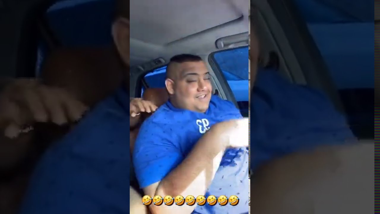 دعمته ليش يوقف في الشارع😂😂لا يفوتكم المقلب🤣الله يهديك الكوشه وين اركب ماشي مكان😂هههههههههه😂abduuu_21