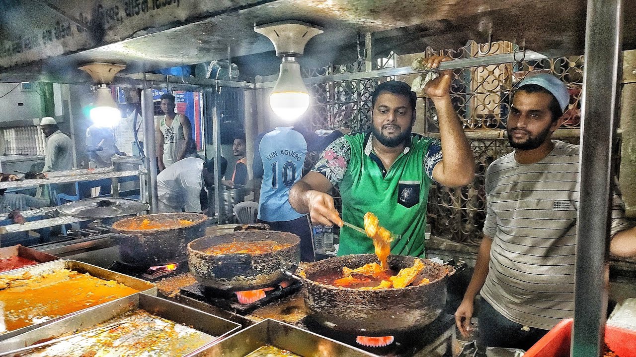 King Of Chicken (Fish) Machhi Masala in Rander | Sagar Chicken Centre | Indian Street Food | Surat