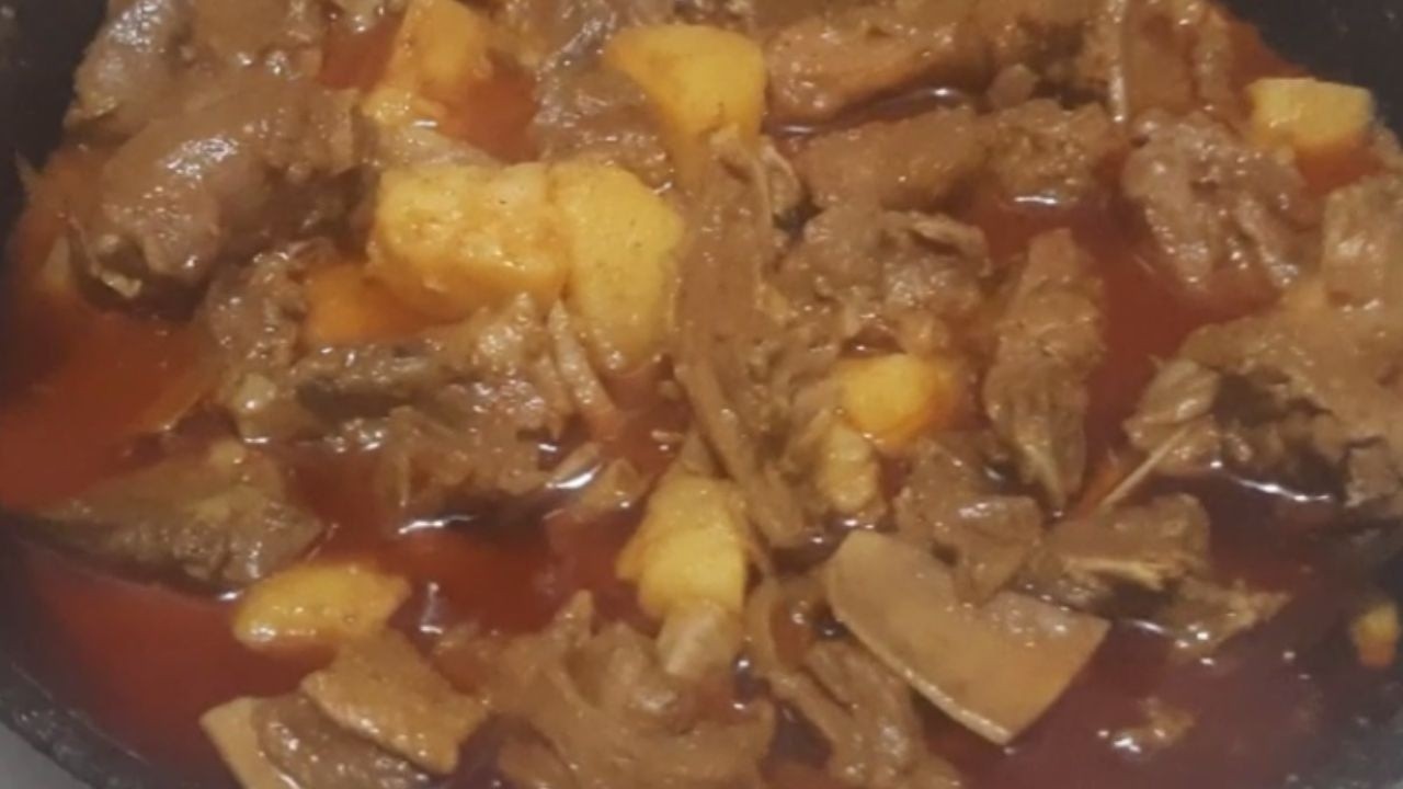 হাঁসের মাংস রান্না করার রেসিপি | Haser Mangso Bhuna | পারফেক্ট হাঁস রান্না | Tasty Duck Curry Recipe