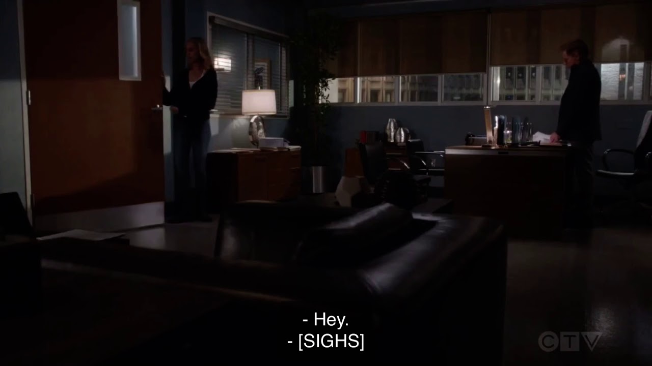 Teddy and Tom kiss 16x17