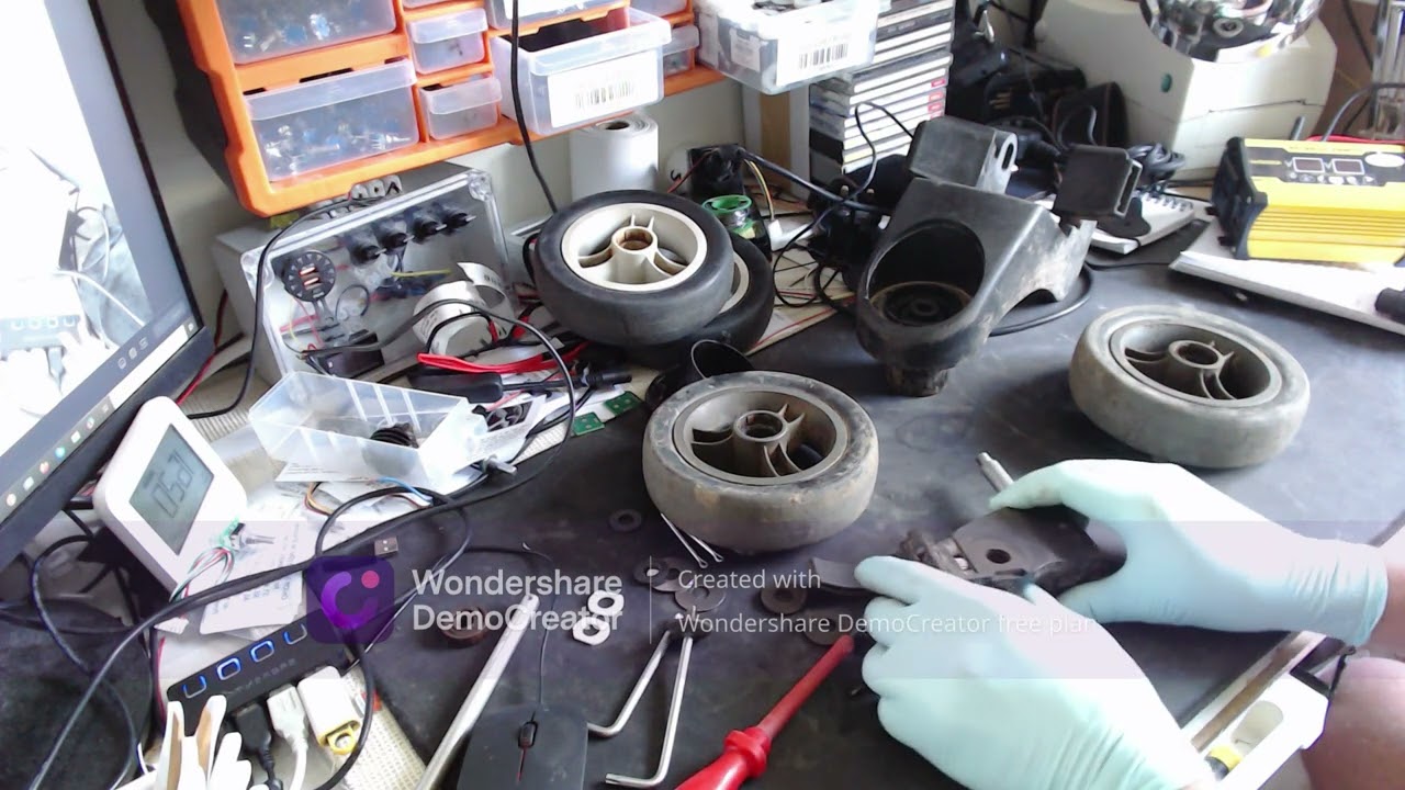 Replacing the Motocaddy M7 front wheel bearings