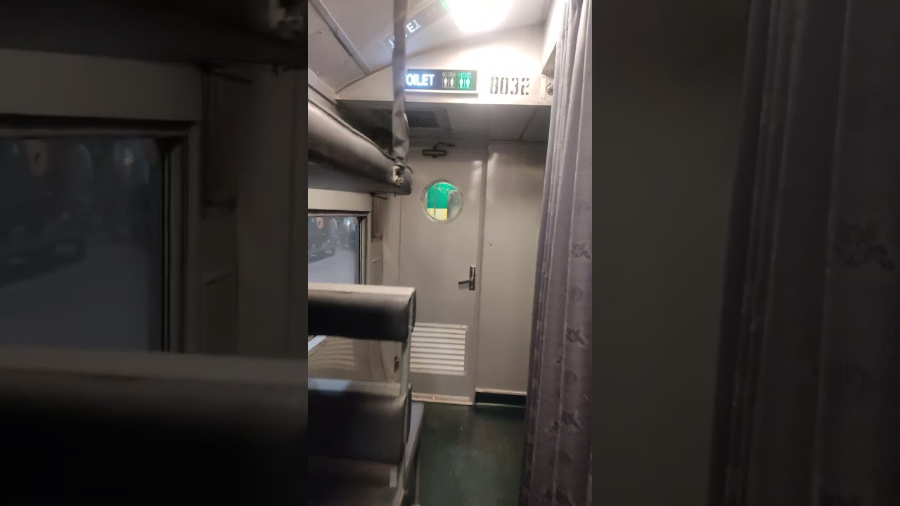 Shalimar Express AC Standard Interior | Paksitan Railways | Legendary Train | Travel | Anjum Jamil
