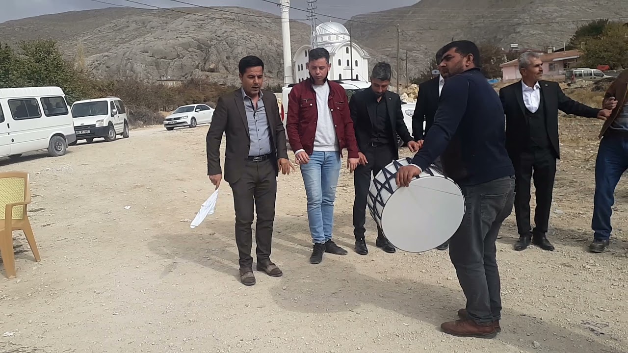 Davul zurna darende malatya halay boyle  oynanir