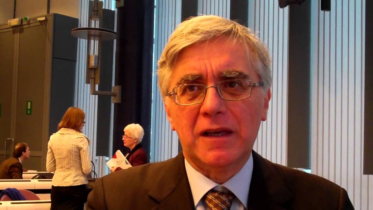 Roberto Bertollini