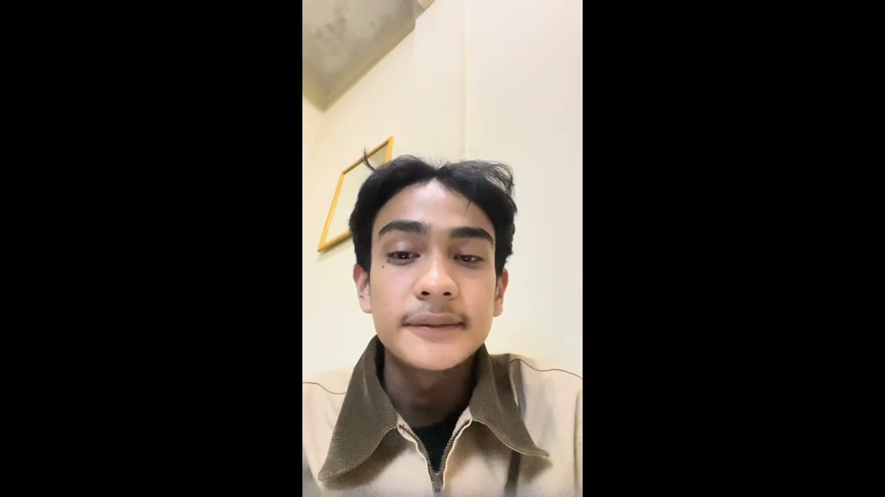 perkenalan diri Muhammad Ikhsan (Manajemen Ritel Modern)