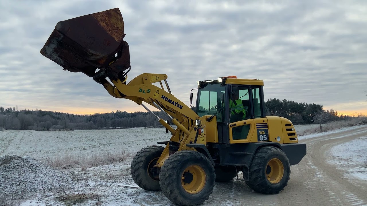 Köp Lastmaskin Komatsu WA95-3 på Klaravik
