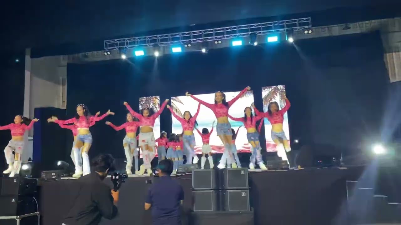 TINY BUBBLES 🎀🫧 full performance HUGYAW GINGOOG 2025❤️💙💚 