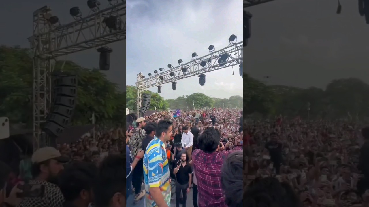 systummm #elvishyadavvlogs #elvishyadav #bigbosswinner #badmashi #elvisharmy #corrupttuber #sytumm