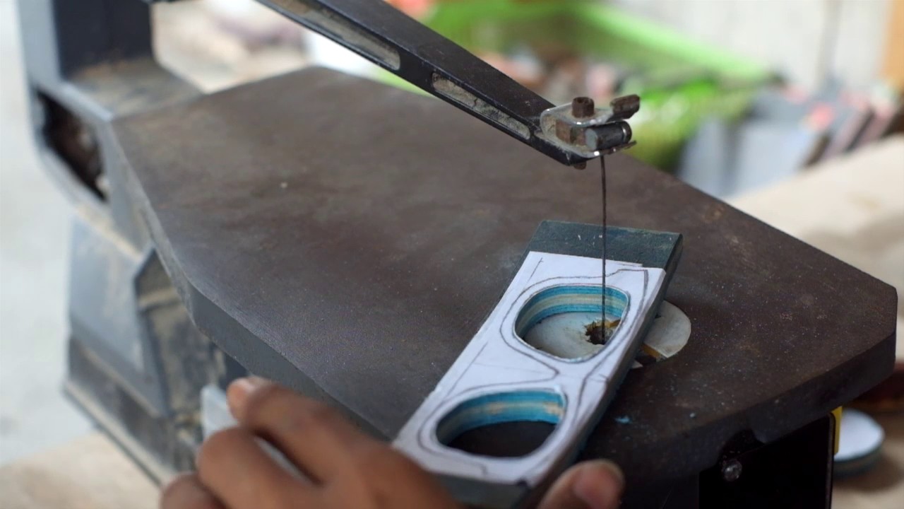Beje - the making of wooden glasses