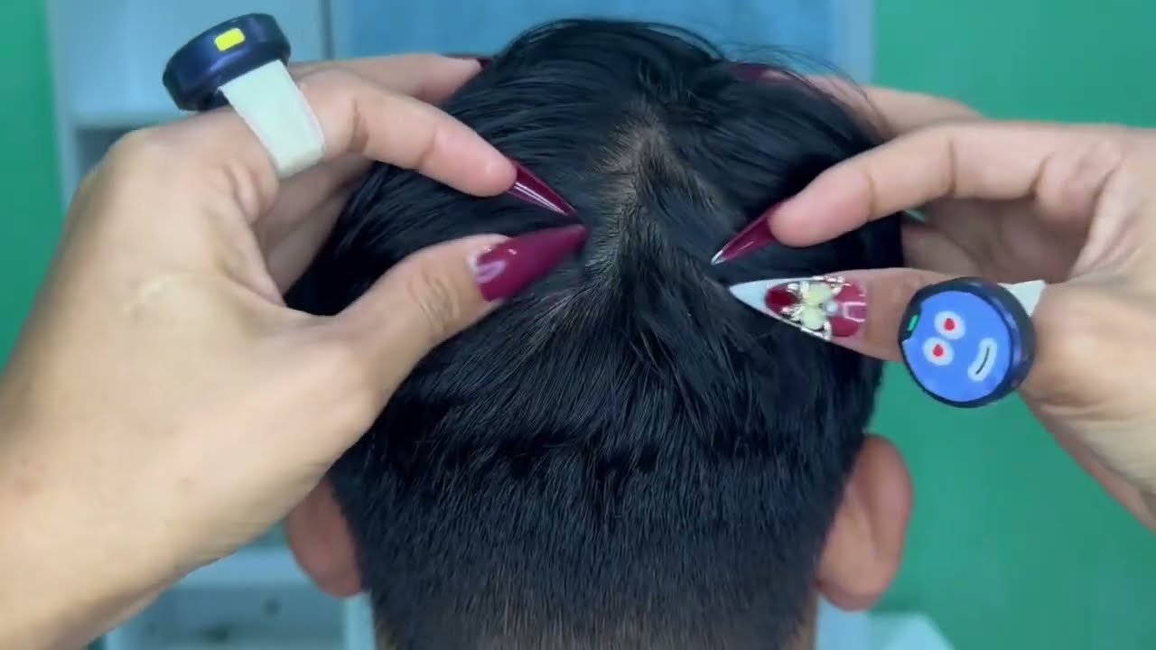 Soothing Scalp ASMR with Latte — Calm Four-Finger Flow & Quiet Tweezer Details