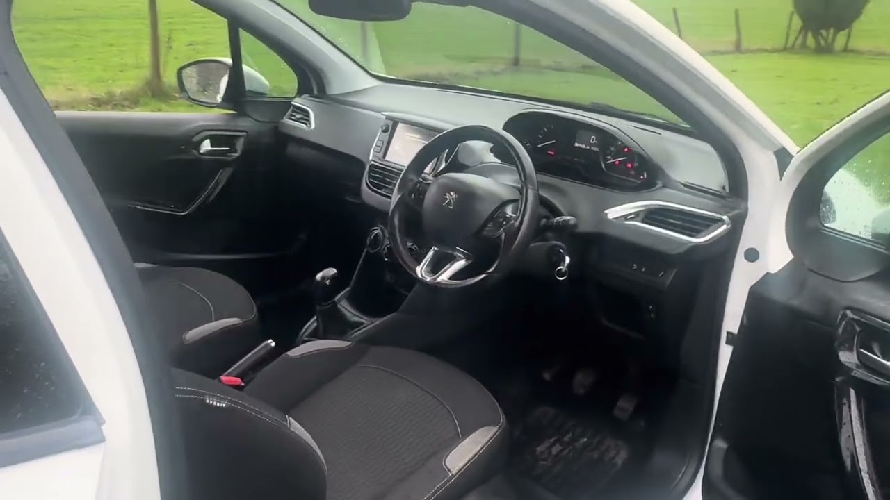PEUGEOT 208 ACTIVE 1.0 PURE TECH (15 REG)