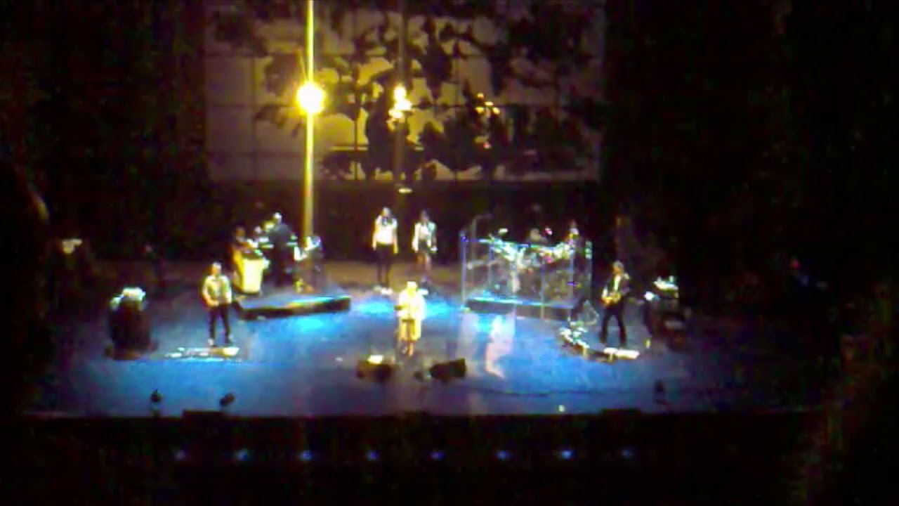 Elizabeth Fraser - Pearly Dewdrops' Drops - 7th August 2012