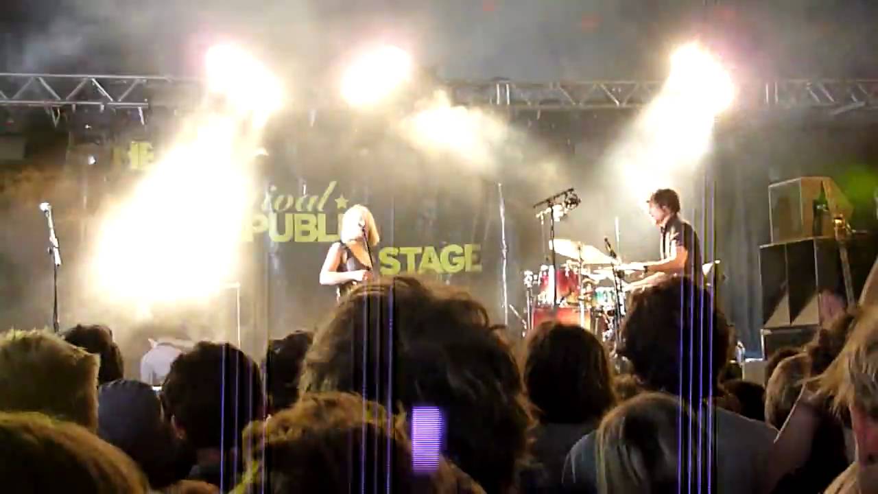 The Joy Formidable - Whirring Live @ Reading Festival 2009
