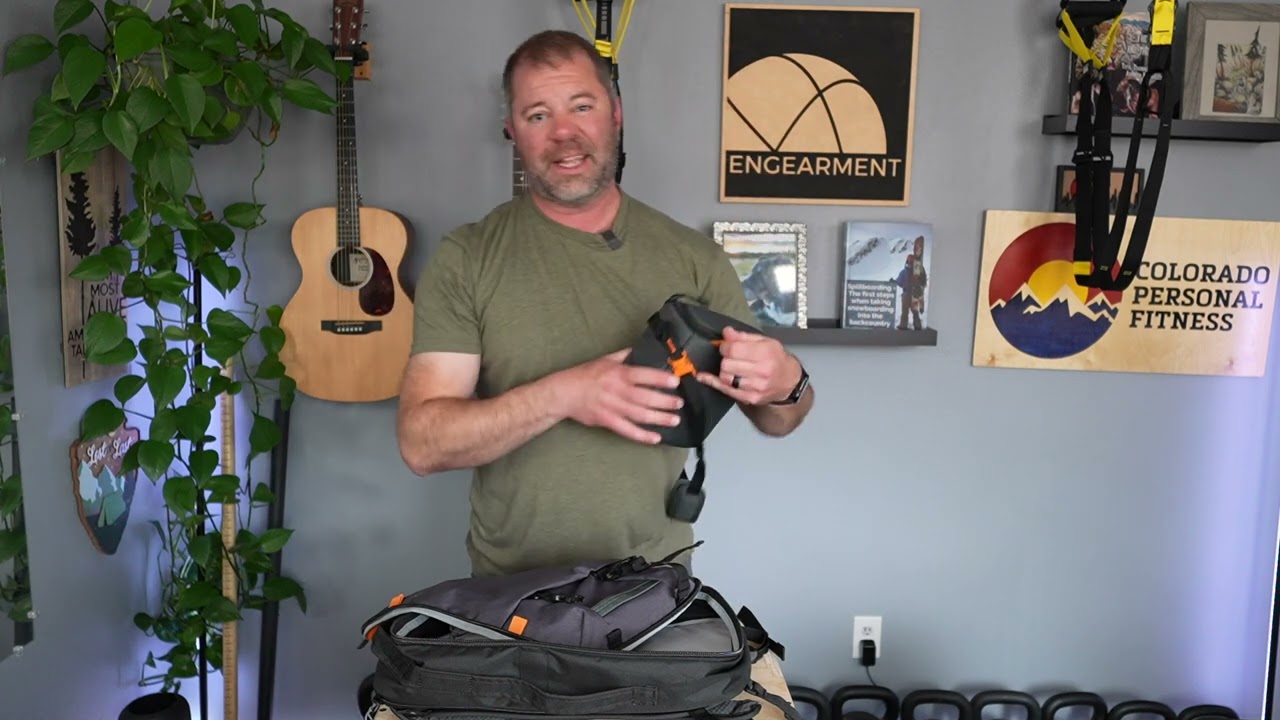 Lowepro Trekker Lite BP 150 Camera Backpack - Compact and Adaptable