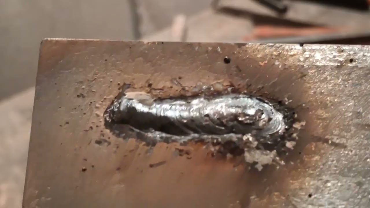 Asiendo una prueba rápida con la sweiss quemando electrodo 7018 