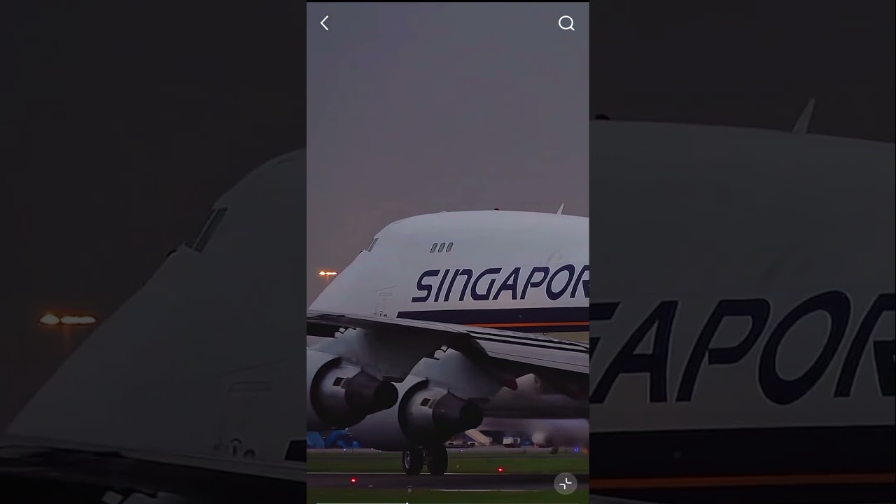Cargo Night Takeoff Singapore Airlines #cargoplane #usaf #takeoff