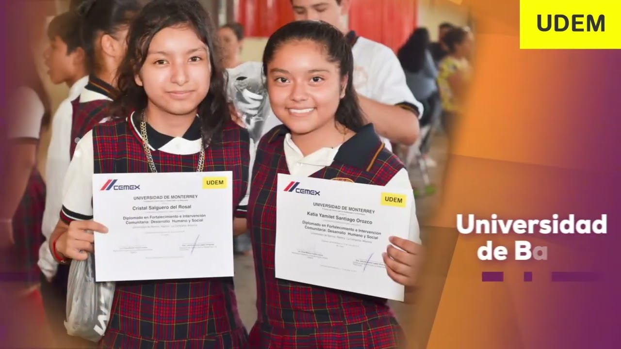 Graduación de Universidad de Barrios 2025