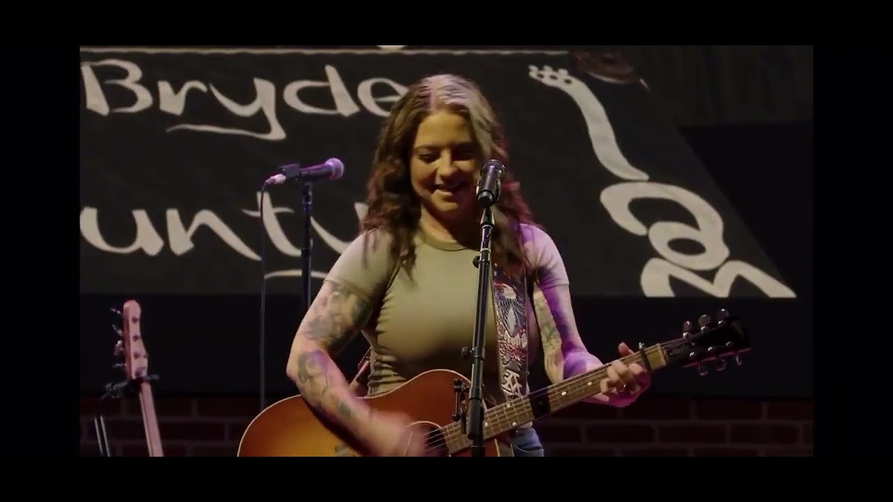 Ashley McBryde - Bar Medley featuring Shelly Fairchild 