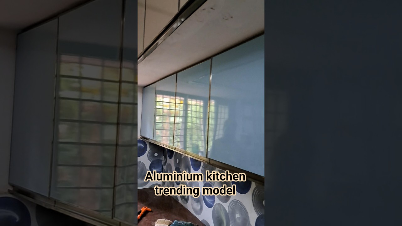 aluminium kitchen trending model #trending #kitchen #kitchenfurniture #wardrop #kitcheninterior