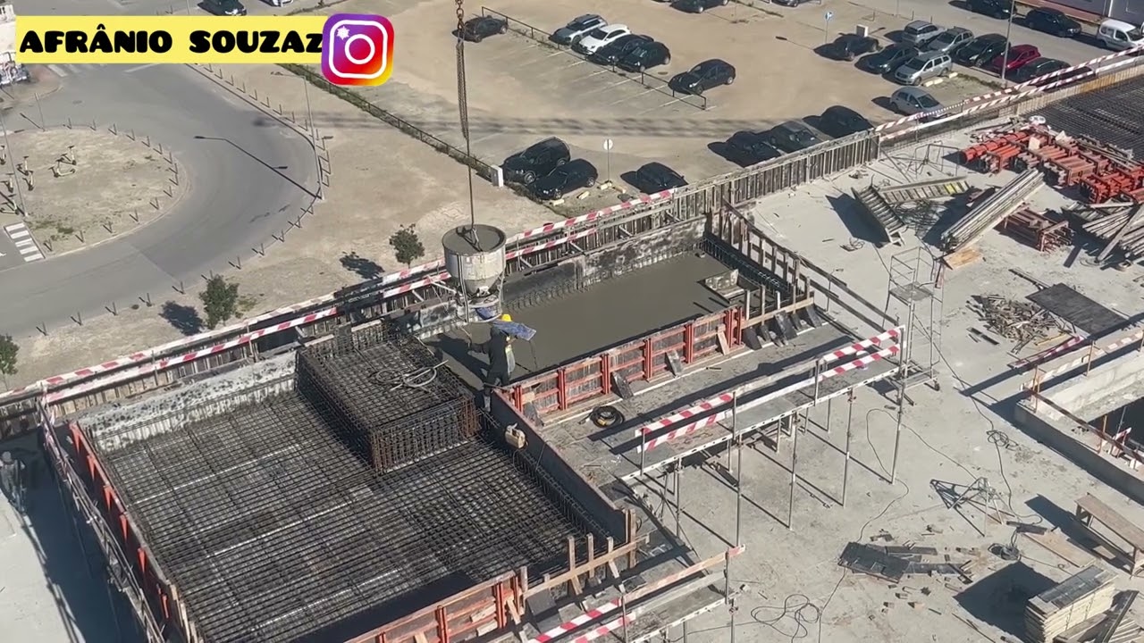 [PORTUGAL] #grua BETONANDO A LAJE SEM BALANÇO